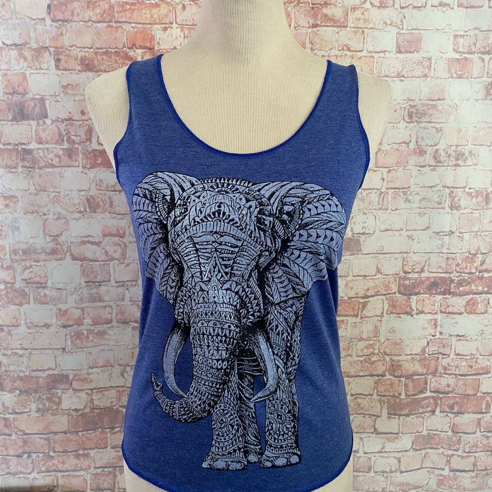 Pnutda Women's Blue Elephant Graphic Tank Top SEE MEASUREMENTS